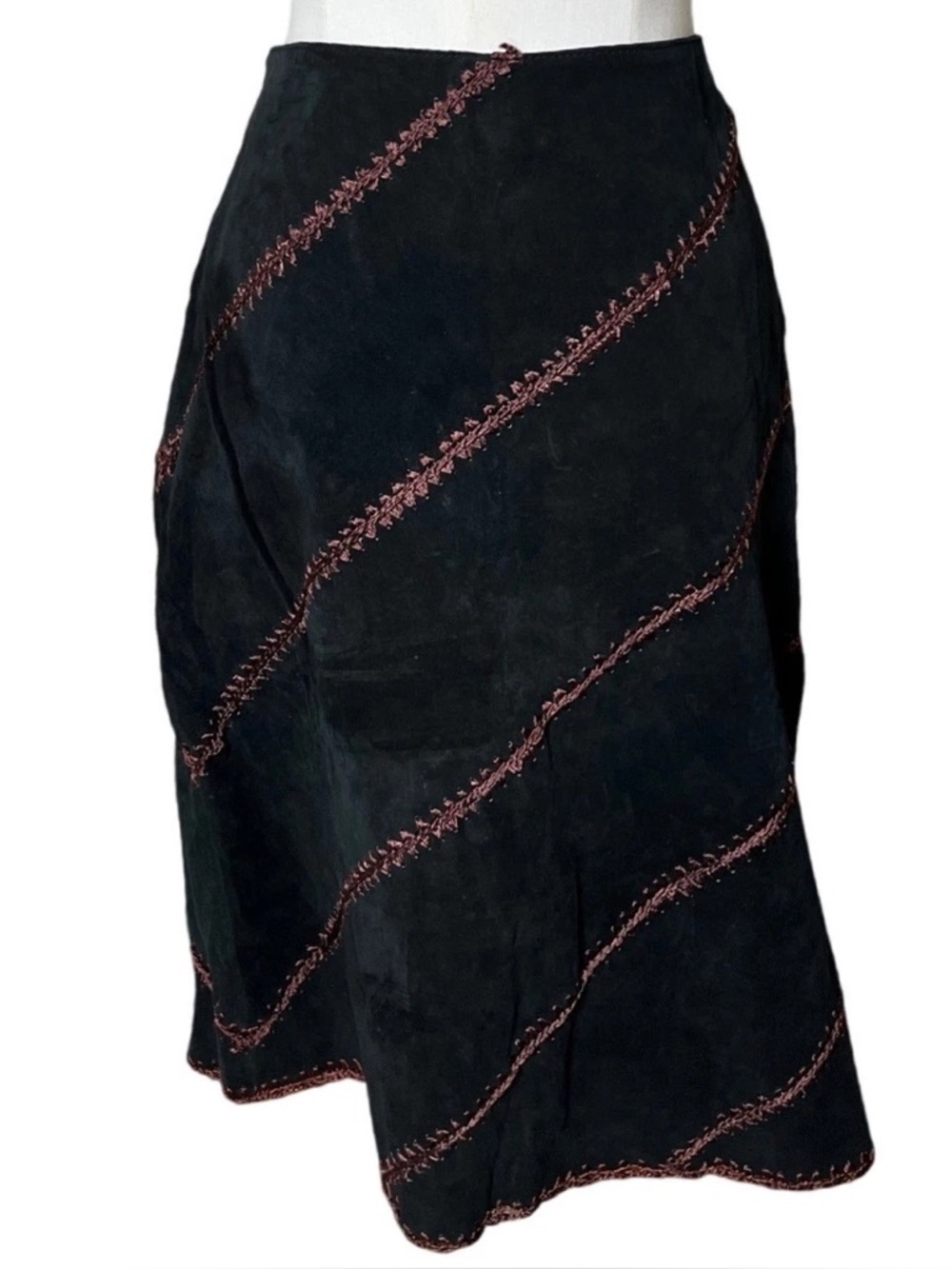 Karen Kane | Embroidered Crochet Suede
Midi Skirt Sz 8